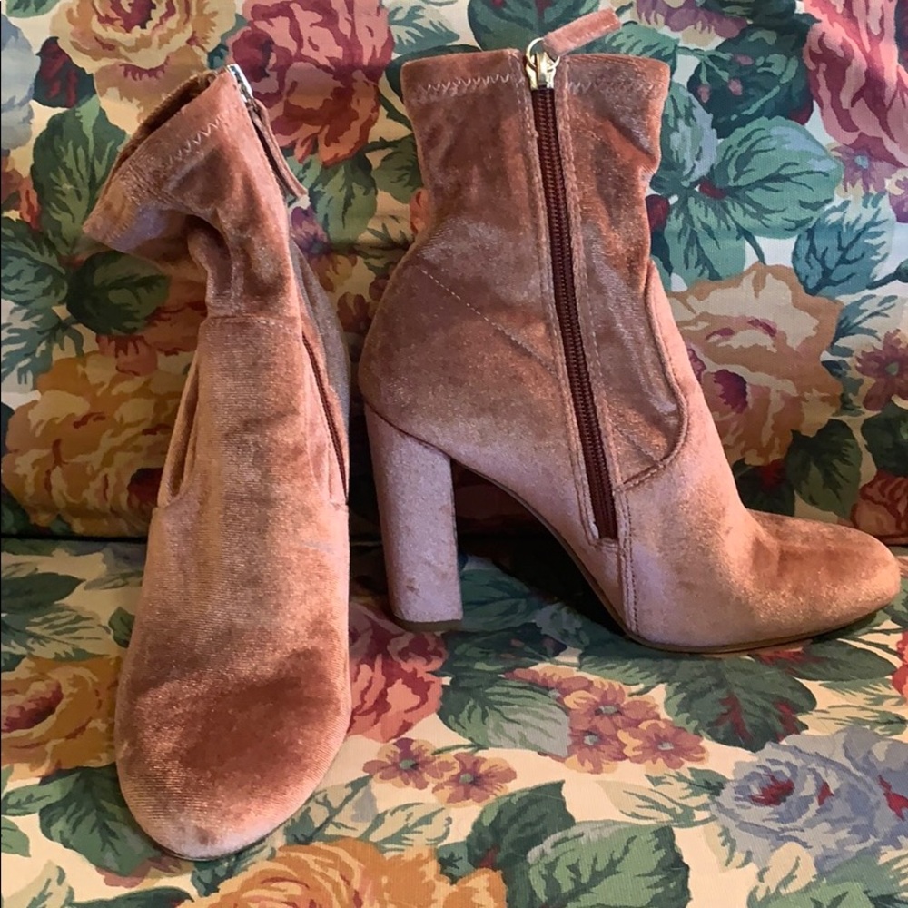 Steve Madden velvet sock bootie